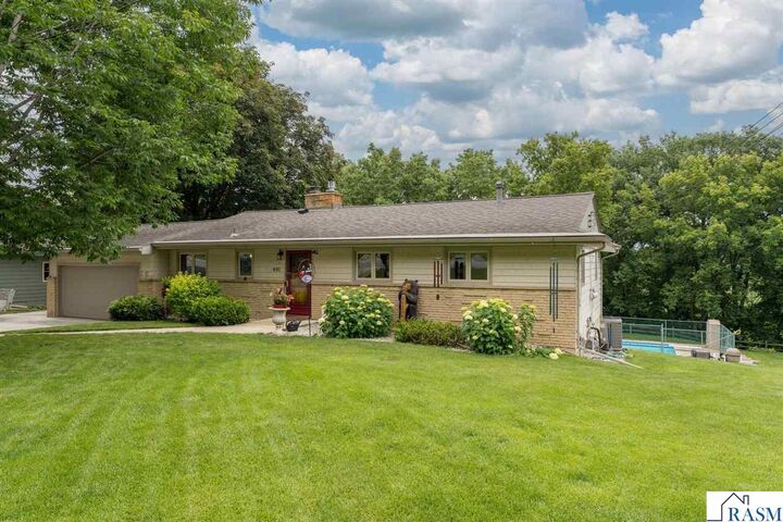 Property Photo:  481 Marvin Boulevard  MN 56003 