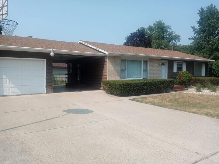 Property Photo: 1019 Eddy Street WI 53511