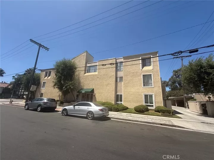 Property Photo: 4807 Beck Avenue 4 CA 91601