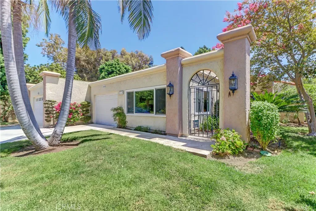 Property Photo:  3524 Bahia Blanca West B  CA 92637 