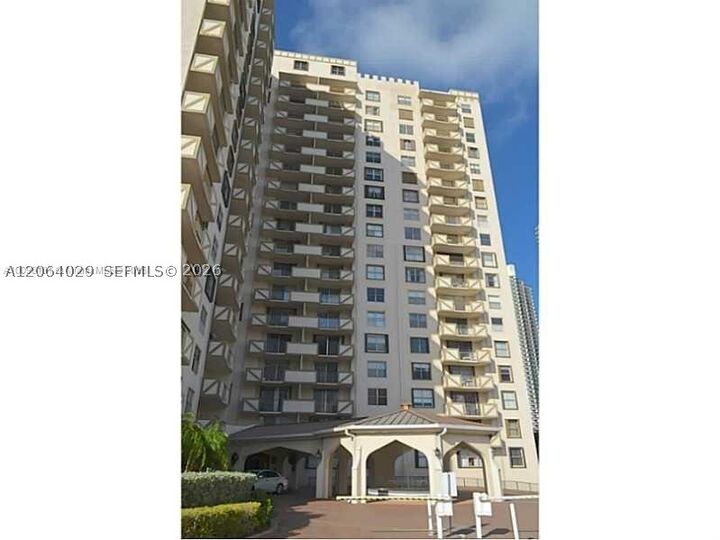 Property Photo: 1865 S Ocean Dr 3L FL 33009