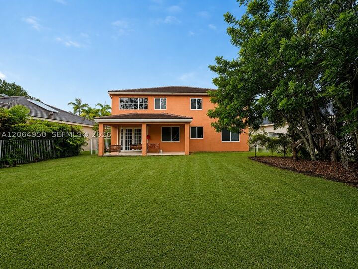 Property Photo:  1204 Chenille Cir  FL 33327 