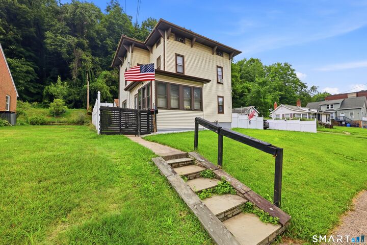 Property Photo:  2038 Stanley Street  CT 06053 