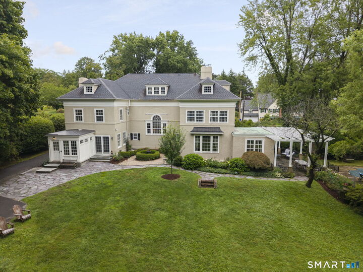 Property Photo:  33 Sycamore Road  CT 06117 