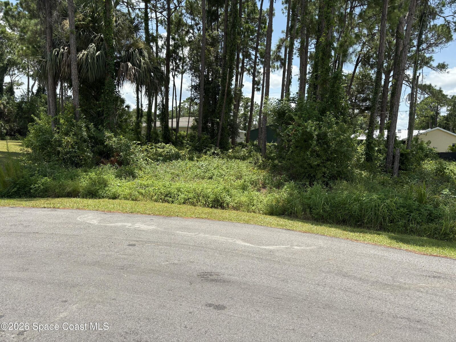Property Photo: 1524 Holbrook Road NW FL 32907
