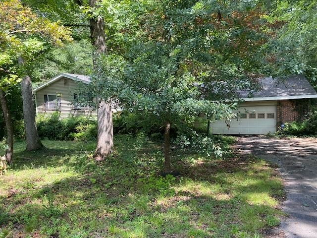 Property Photo: 121 Valleydale Court SC 29349