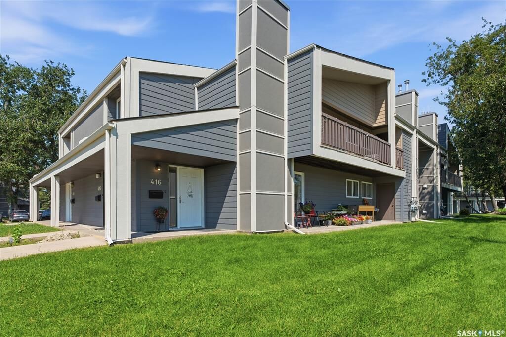 Property Photo: 425 115th Street E 416 SK S7N 2E5