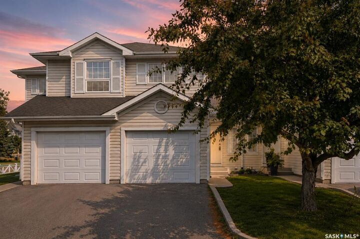 Property Photo:  110 Keevil Crescent 2  SK S7N 4N8 