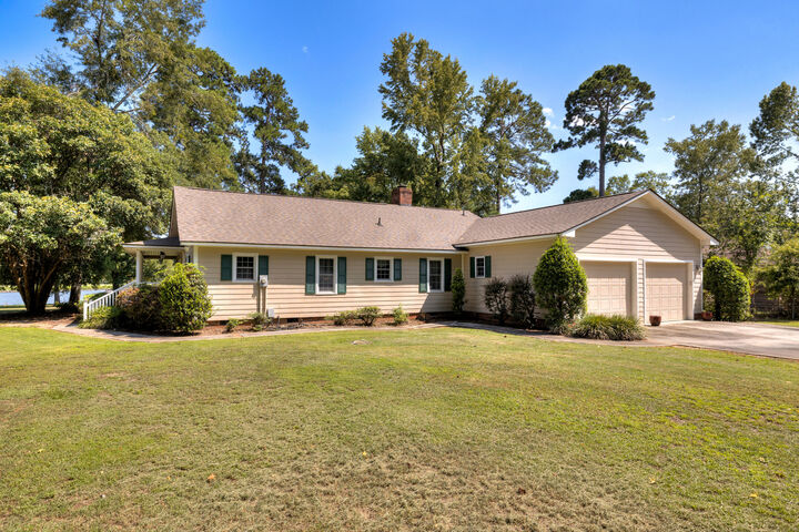 Property Photo: 2166 Lake Shore Drive SC 29102