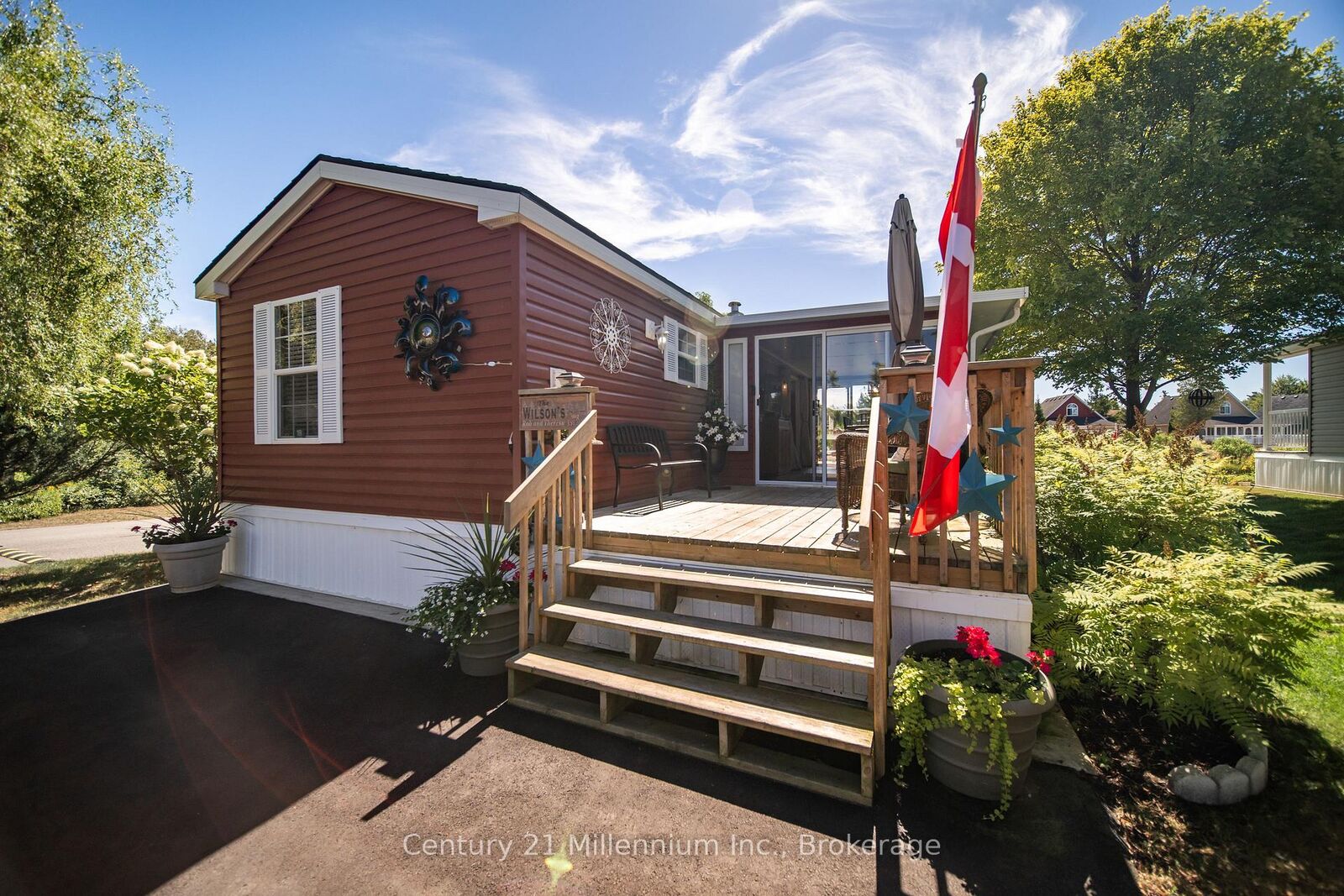 Property Photo: 19 White Pines Trail ON L9Z 1X7