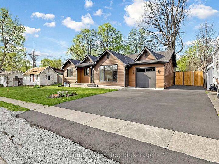 Property Photo:  47 Church Street  ON N0A 1J0 