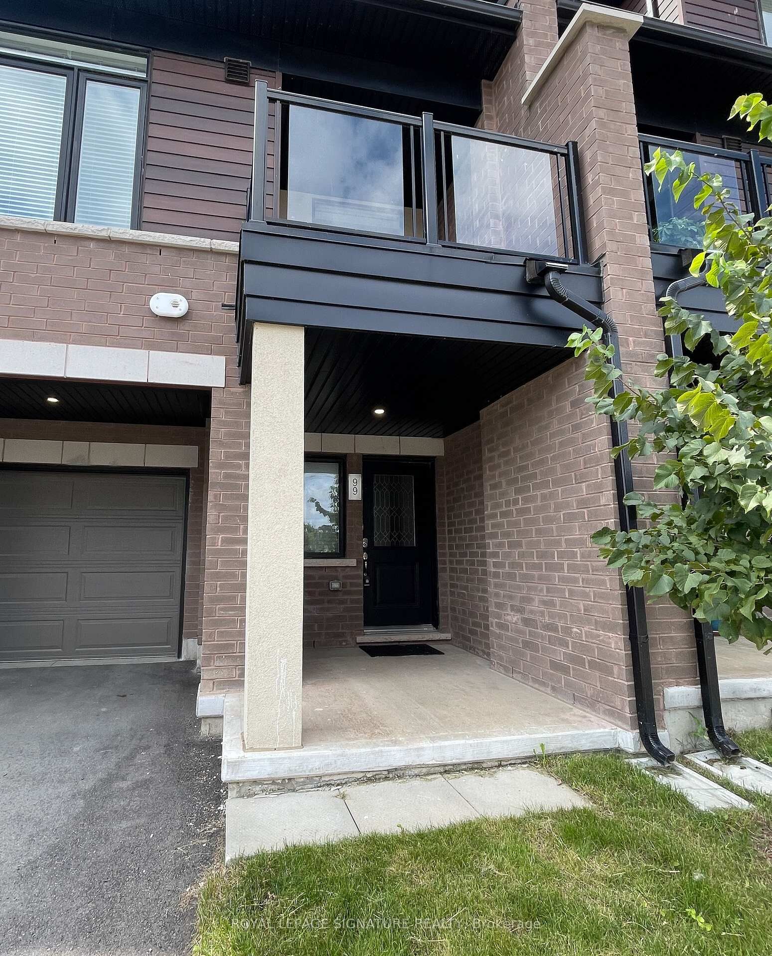 Property Photo:  590 North Service Road E 99  ON L8E 0K5 