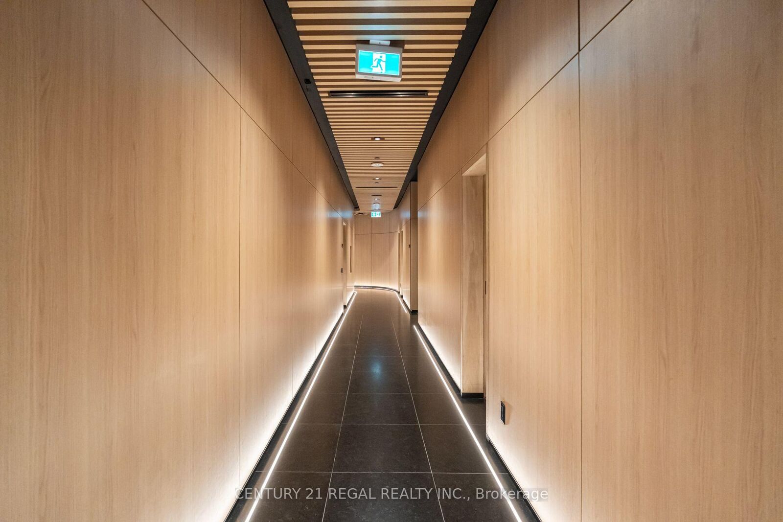 Property Photo: 15 Mercer Street 2204 ON M5V 1H2