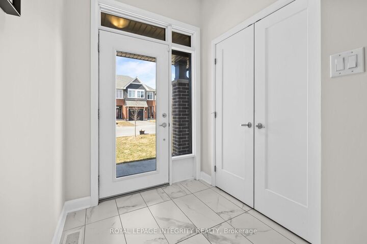 Property Photo: 133 Angelonia Crescent ON K1T 0Y5