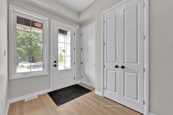 Photo de la propriété:  115 Ivy Crescent  ON L2V 0J9 