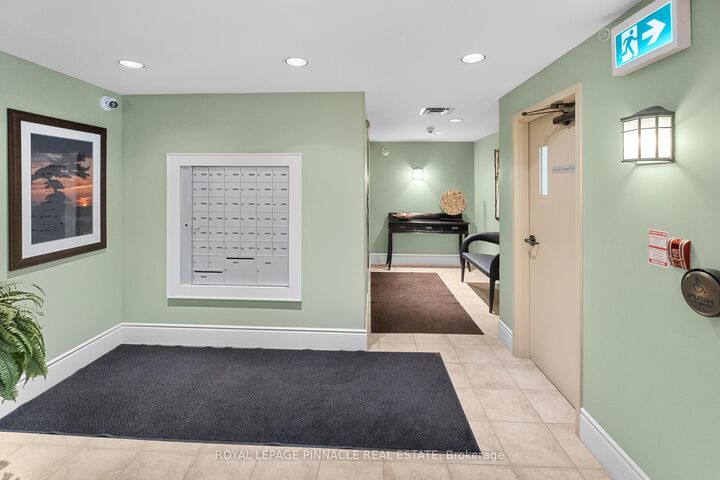 Property Photo:  391 James Street W 404  ON P1P 0A5 