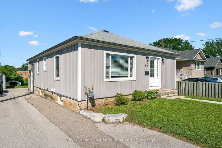 68 Elgin Street S — photo 1