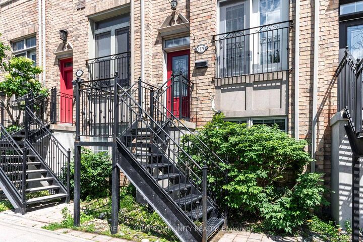 Property Photo:  1079 Broadview Avenue  ON M4K 2S4 