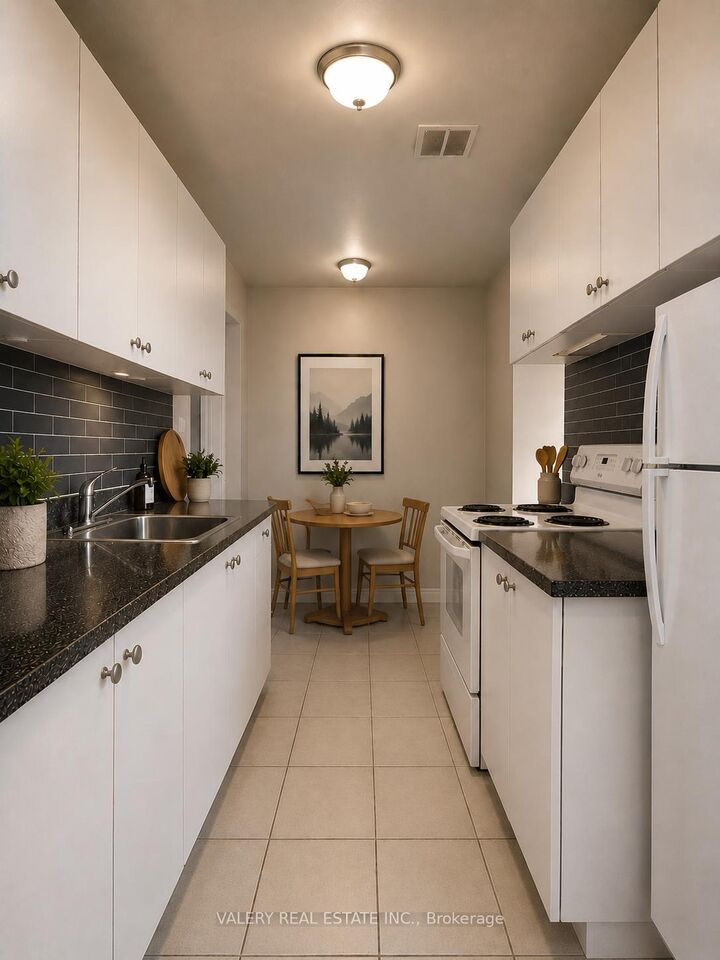 Property Photo:  35 Confederation Drive 806  ON M1G 1A2 