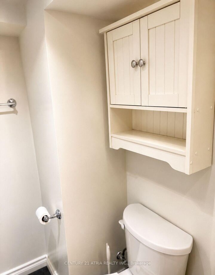 Property Photo: 2 Crystal Crescent ON M8W 2Z7