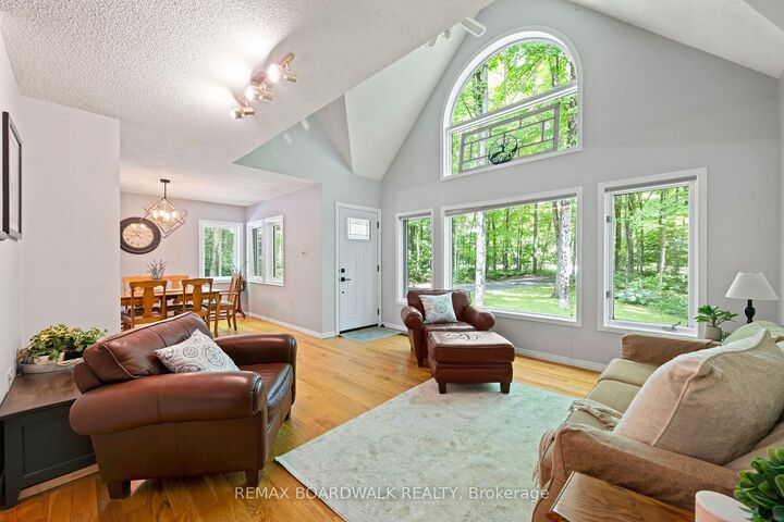 Property Photo:  502 Tennyson Road  ON K7H 3C8 