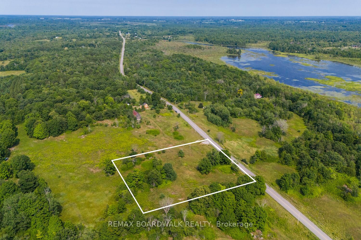 Property Photo:  816 Bennett Lake Road  ON K0G 1A0 