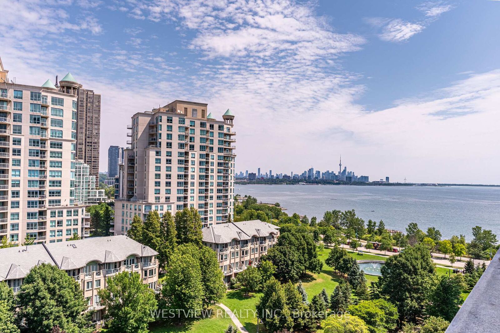 Property Photo:  2119 Lake Shore Boulevard W 1004  ON M8V 4E8 