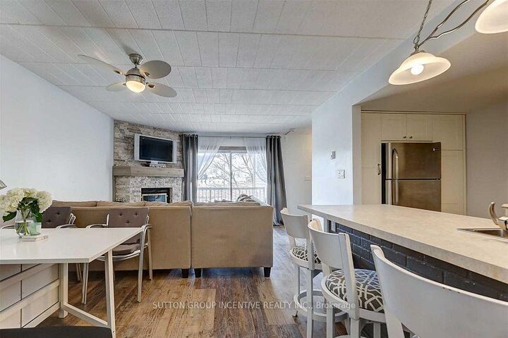 Property Photo:  1102 Horseshoe Valley Road W 224  ON L4M 4Y8 