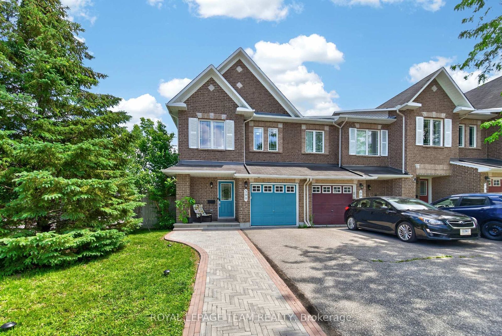 Property Photo:  599 Malkowski Street  ON K2K 0B4 