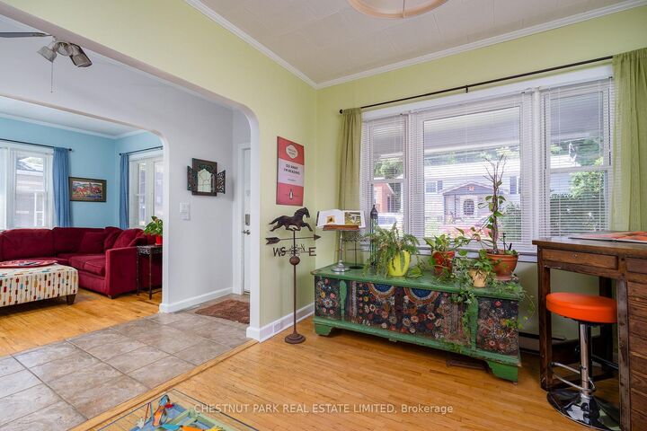 Property Photo: 9 East Mary Street ON K0K 2T0