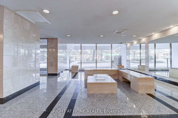 Property Photo: 1 Royal Orchard Boulevard 1107 ON L3T 3C2