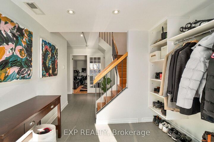 Property Photo: 6667 Bilberry Drive ON K1C 4N5