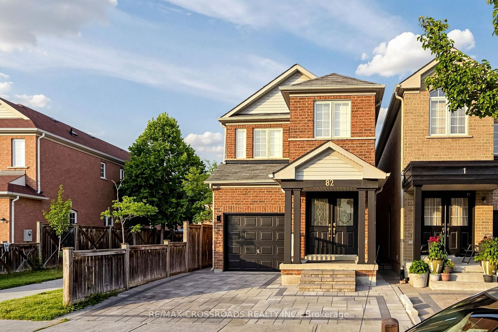 Property Photo:  82 Jack Monkman Crescent  ON L3S 0A4 