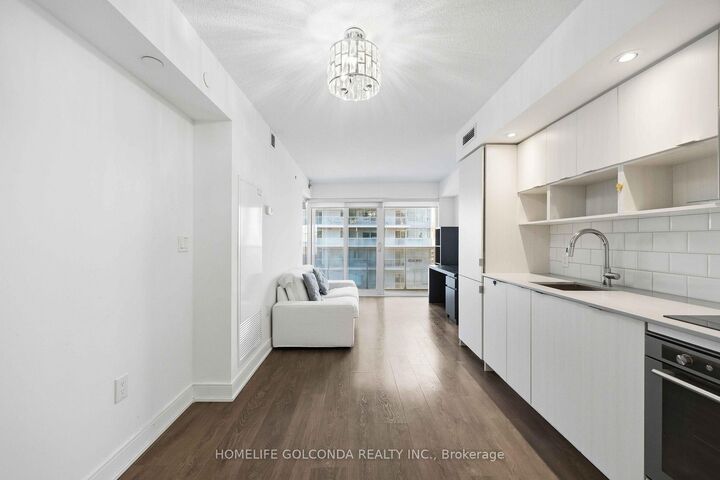 Property Photo: 89 McGill Street 703 ON M5B 0B1