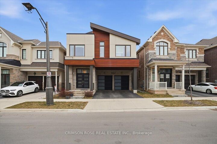 1467 Everest Crescent — photo 1