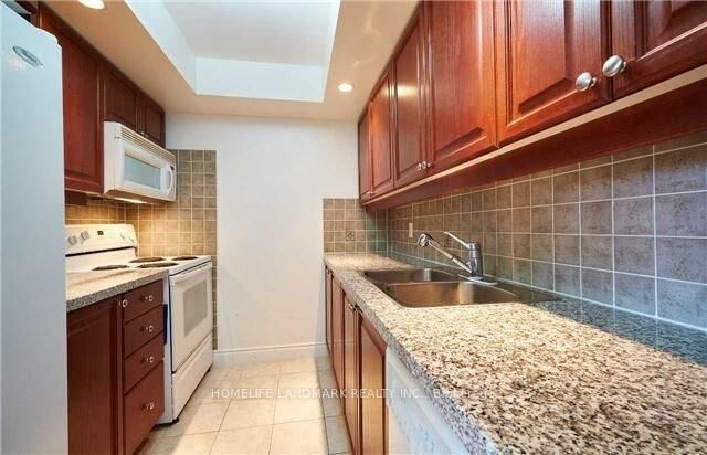 Property Photo: 10 Northtown Way 501 ON M2N 7L4