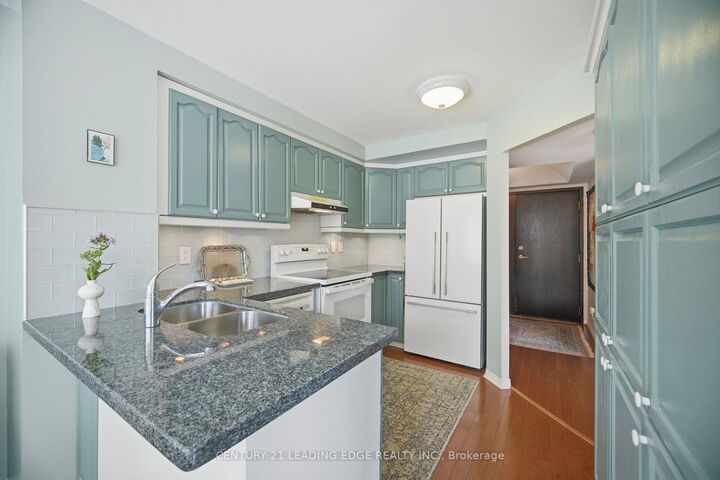 Property Photo:  1700 The College Way 202  ON L5L 4M2 