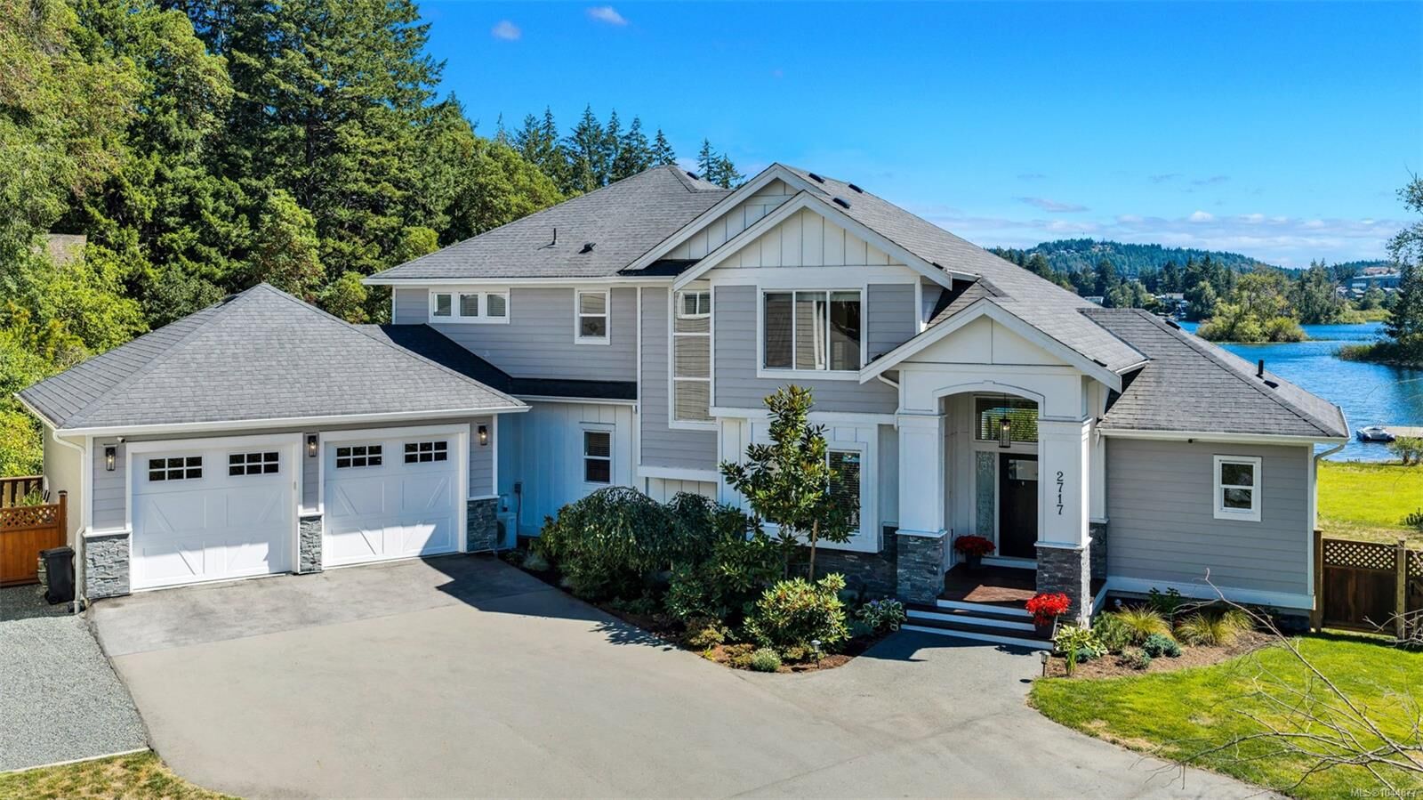 Property Photo: 2717 Panda Pl BC V9B 2Y9