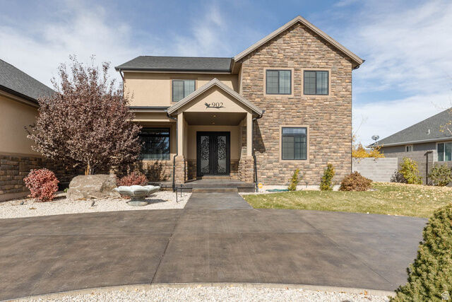 Property Photo:  902 W Southern Hls S  UT 84701 