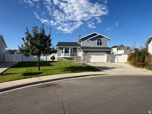 Property Photo: 5953 W Cape Cod Dr UT 84128