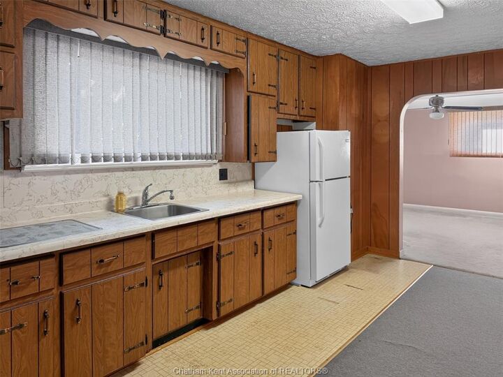 Property Photo:  86 Lamila Street  ON N0P 2K0 