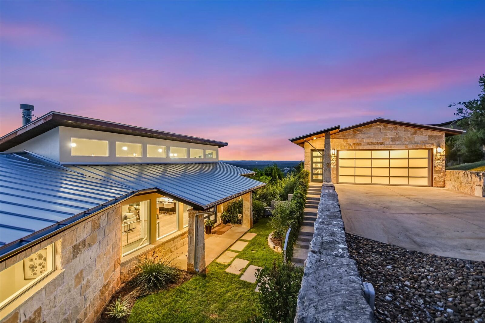 Property Photo:  1151 Eagle Point Drive  TX 78623 