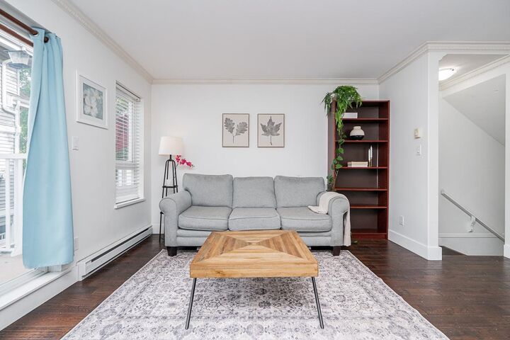 8968 208 Street 15 — photo 1