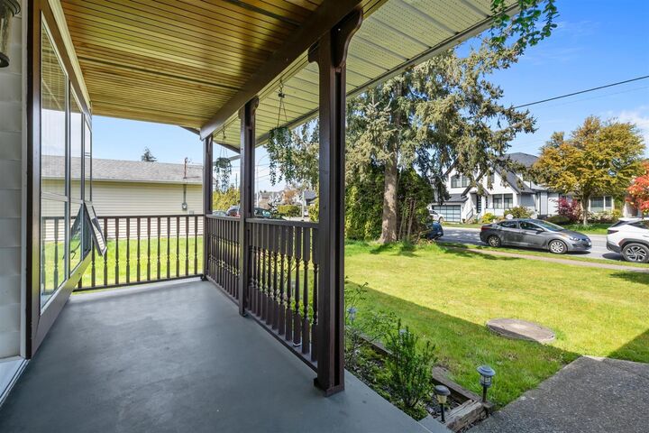 Property Photo: 16954 60 Avenue BC V3S 1T2