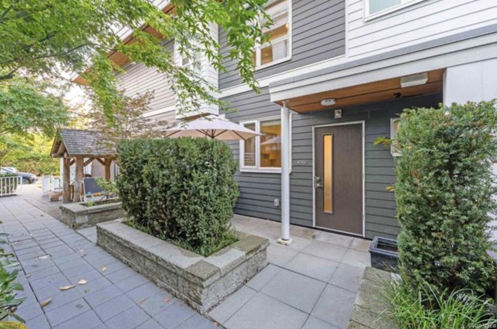 Property Photo: 4066 Yukon Street BC V5Y 0L4
