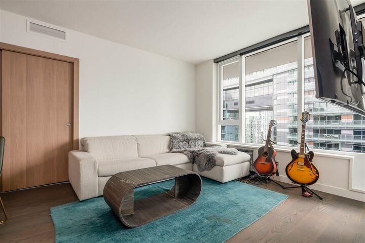 Property Photo: 68 Smithe Street 1917 BC V6Z 2W1