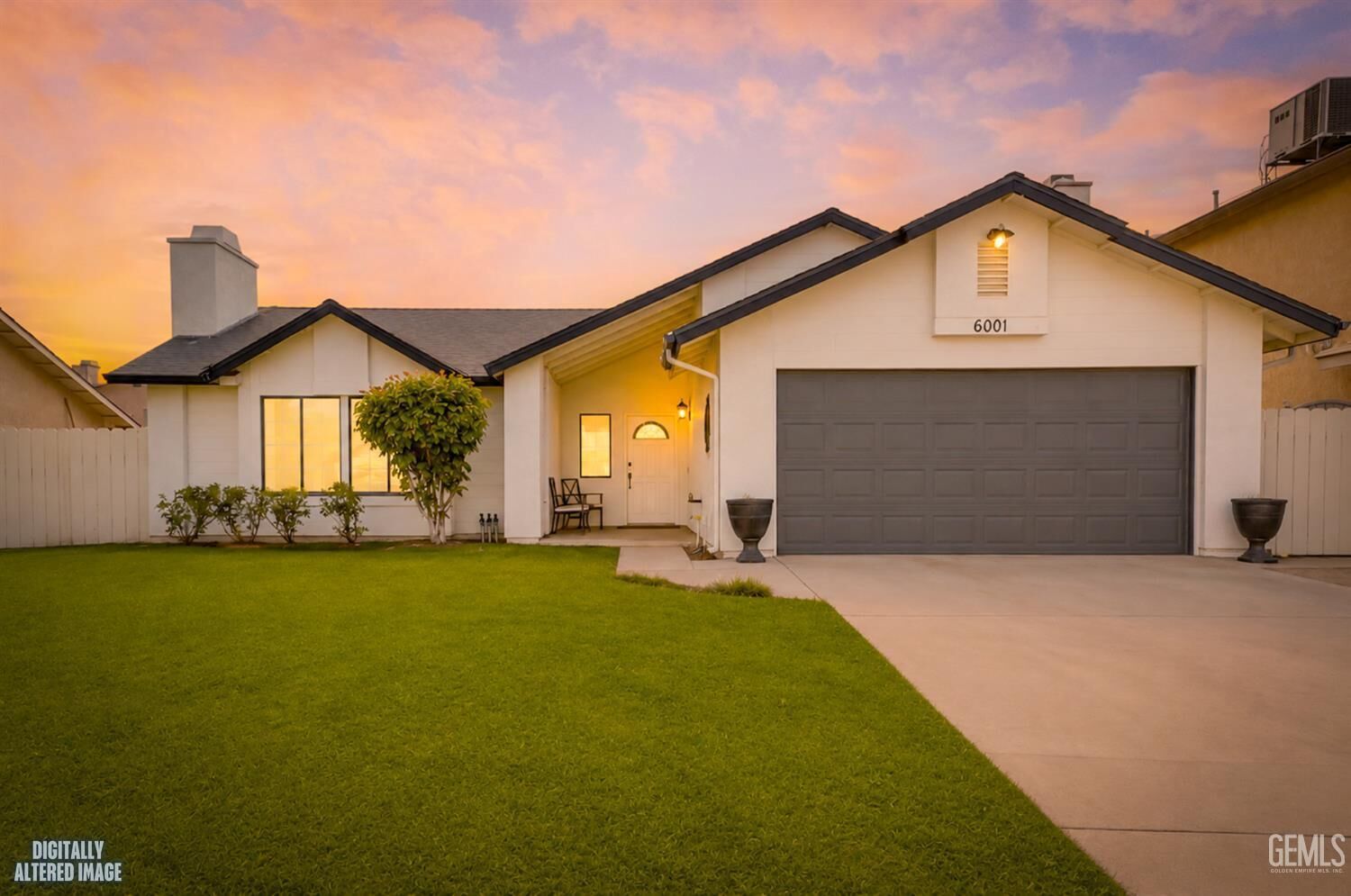 Property Photo:  6001 Castleford Street  CA 93313 