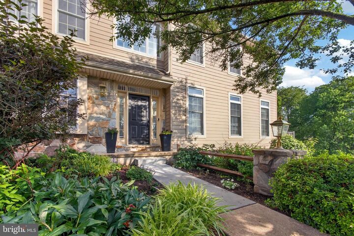 Property Photo: 1307 Circle Drive PA 19382