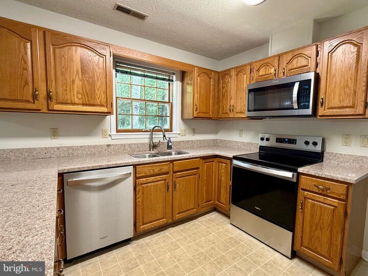 Property Photo: 23124 Autumn Leaf Way MD 20619