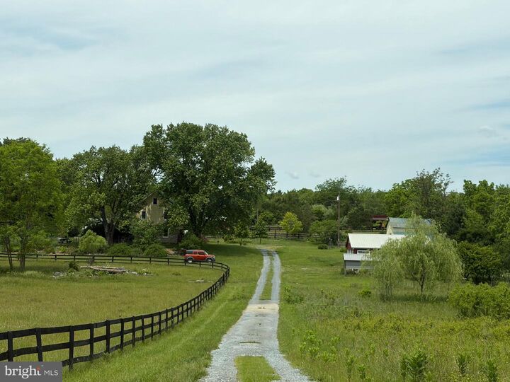 Property Photo: 936 Gun Barrel Rd VA 22663